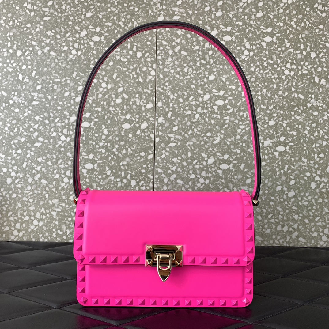 Valentino Garavani Rockstud Big Shoulder Bag in Rose Pink Smooth Leather